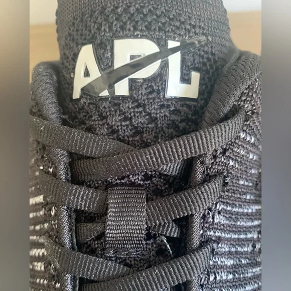 APL Women’s TechLoom Pro
White/Heather Gray/Black Melange - Picture 9 of 10